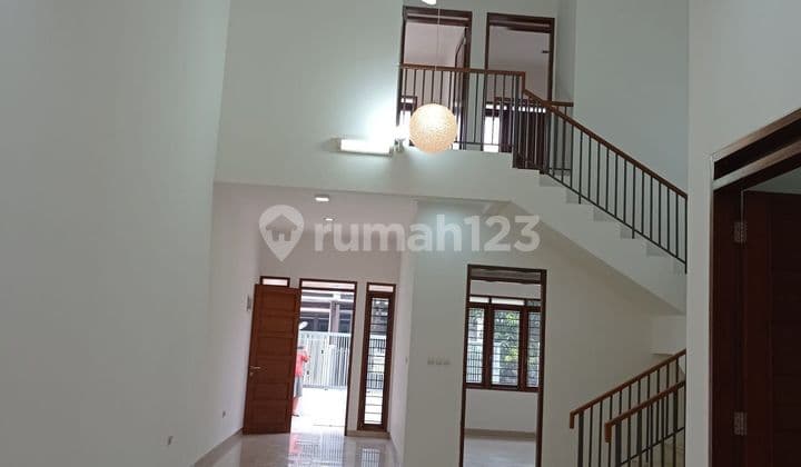Rumah 2 Lantai Batununggal Dlm Cluster Shm