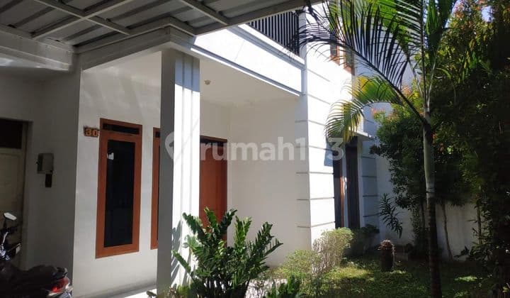 Rumah 2 Lantai Hadap Utara Area Kembar Pusat Kota