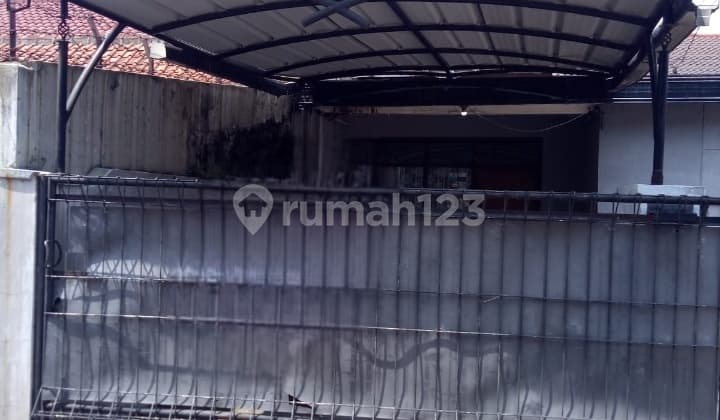 Rumah 1 Lantai Harga Bersahabat Strategis Pusat Kota