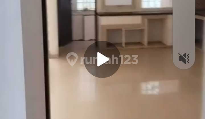 Rumah 2 Lantai Siap Huni Pusat Kota Lokasi Nyaman