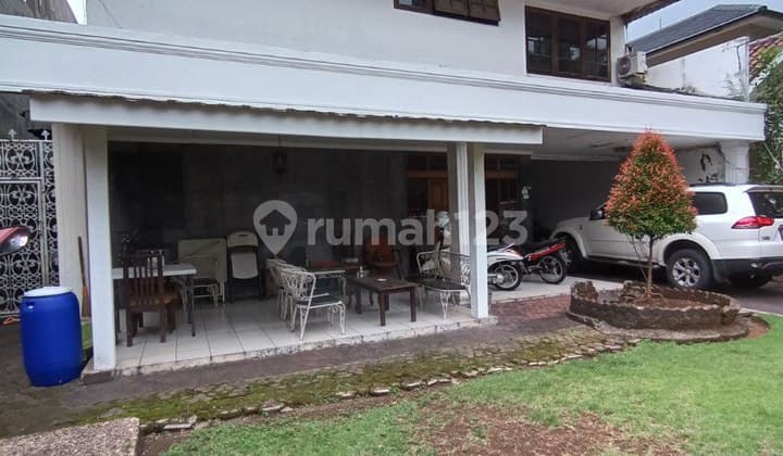 Rumah Menteng Di Jual Lokasi Tenang,