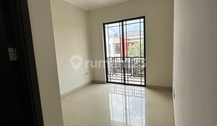 For Rent 2-Story House in Asia Greenlake City