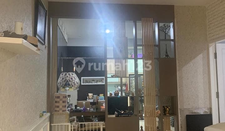 Beautiful 3-Story House in Duri Kosambi, West Jakarta