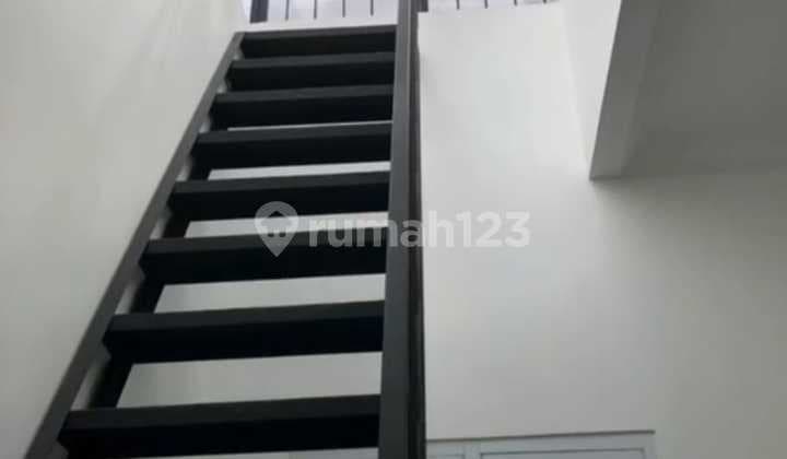 Dijual Rumah Mewah 2lt Kavling Hankam Jakbar