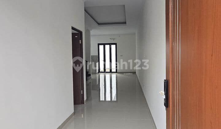 Rumah Brand New 2Lt Kavling Dki Meruya Jakbar