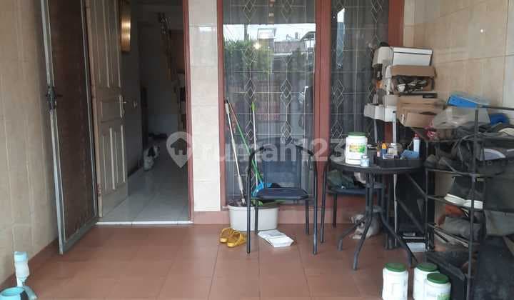 For Sale 1.5-Story House in Taman Semanan Indah, West Jakarta