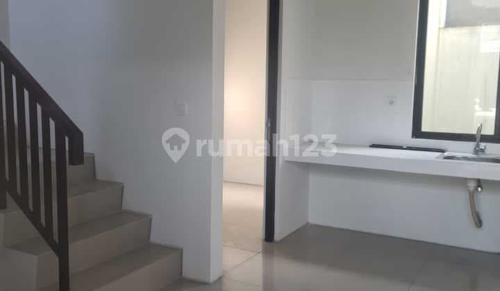 Dijual Murrahh 2lt Citra Garden Puri Jakbar