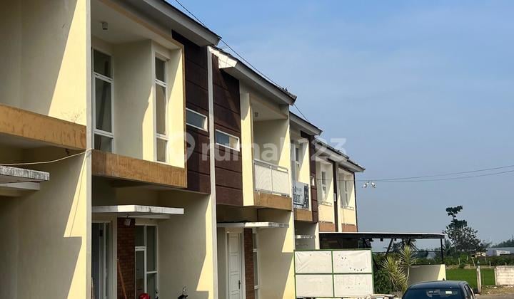 Villa Exclusive 800 Jutaan Siap Huni Dekat Jatimpark 3 Batu Malang