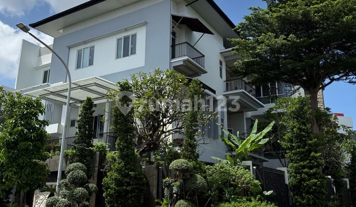 Rumah Mewah Pik 580M2 Hoek Ada Pool