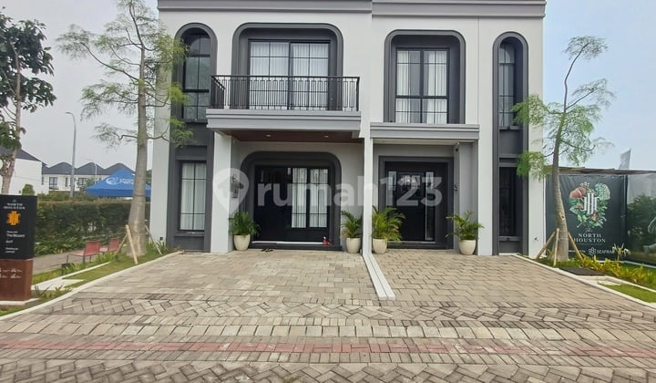 Rumah Bagus Dan Baru American Modern Dekat Citraland, Pakuwon Indah