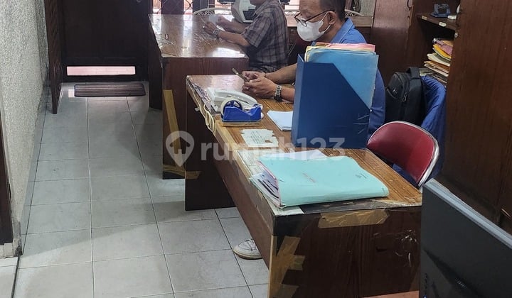 Rumah 2 Lantai Bebas Banjir Di Jakarta Pusat