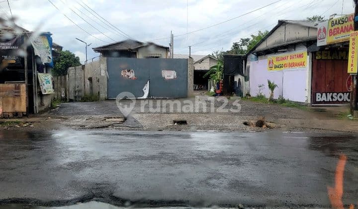 Tanah Murh Daerah Cibinong Dekat dengan Pintu Tol Cocok untuk Kos Kosan dan Kontrakkan serta Townhouse