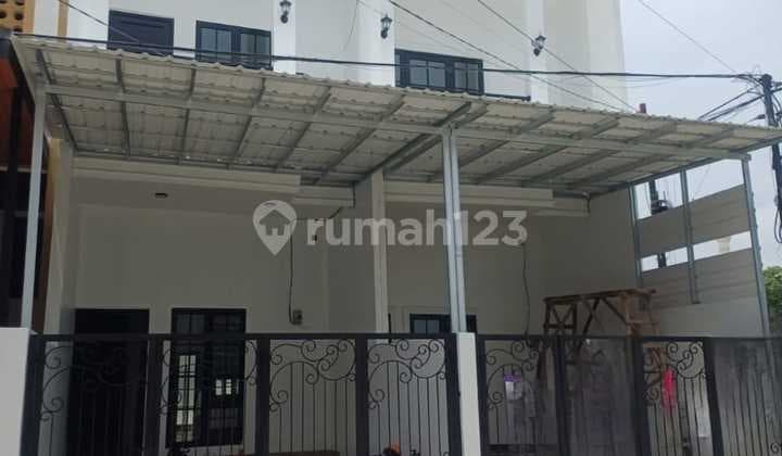 Dijual Rumah Bagus Di Harapan Indah Bekasi