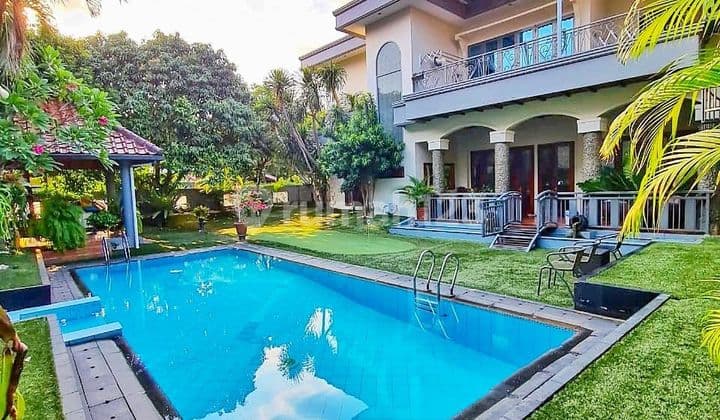 Rumah Siap Huni Fully Furnished Private Pool Dan Halaman Luas Di Lebak Bulus Jakarta Selatan