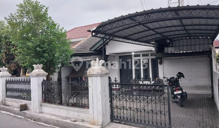 Rumah dengan Lahan Luas di Pedurungan Semarang