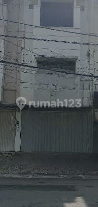 RUKO 4 LANTAI KLAMPIS SURABAYA NOL JALAN RAYA SIAP PAKAI