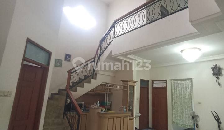 Rumah 2 Lantai Siap Huni Jemursari Surabaya Dkt Univ/Sma Petra