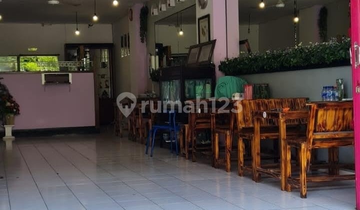 3.5-Story Ruko in Sutorejo Prima Surabaya, Spacious Parking, Suitable for Business