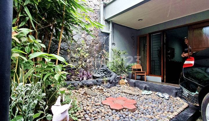 Rumah Bagus Sudah Renovasi Jual Cepat Lokasi Taman Aries Rm218