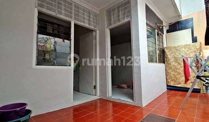 Rumah Bagus Sudah Renovasi Jual Cepat Lokasi Taman Aries Rm218