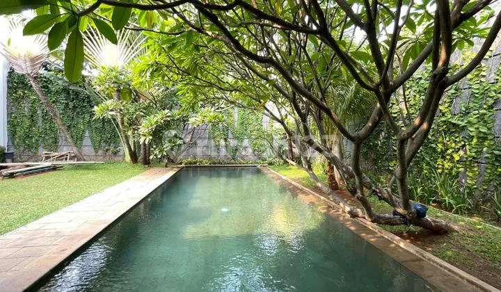 Sultan's House in Cipete, Kebayoran Baru, South Jakarta, Well-Maintained Condition