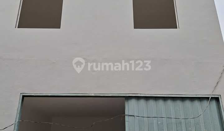 FOR RENT WAREHOUSE Jl. Jombang Raya Bintaro Next to Main Road
