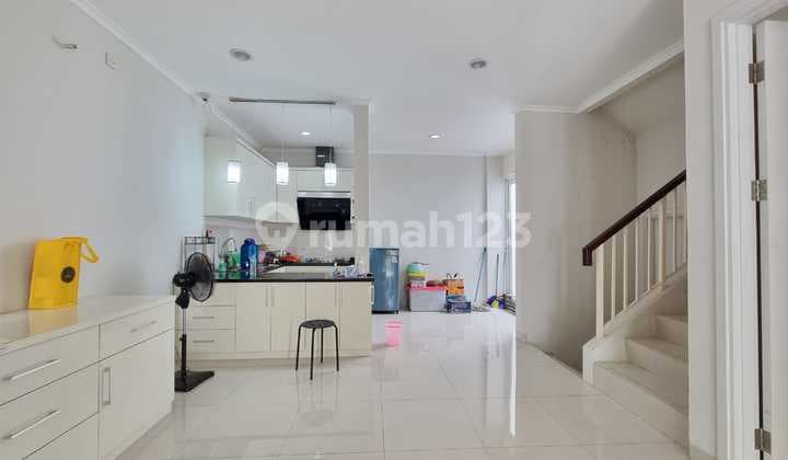 CHEAPEST HOUSE FOR SALE IN THE EMINENT AREA, TIDY AND COMFORTABLE