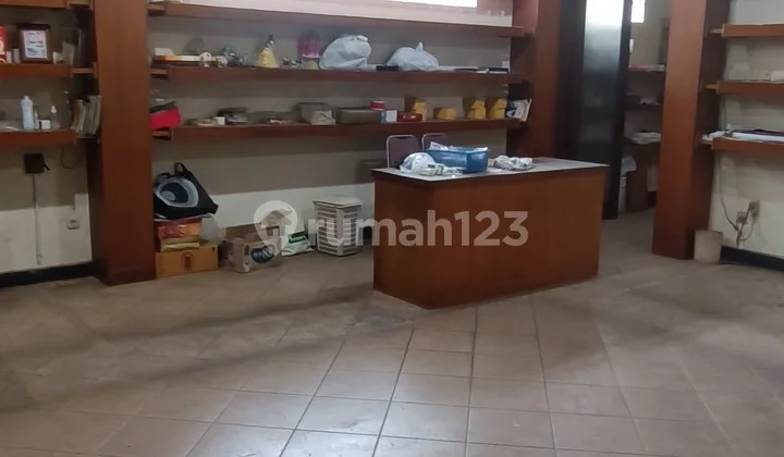 Ruang Usaha di Sayap Riau Bandung