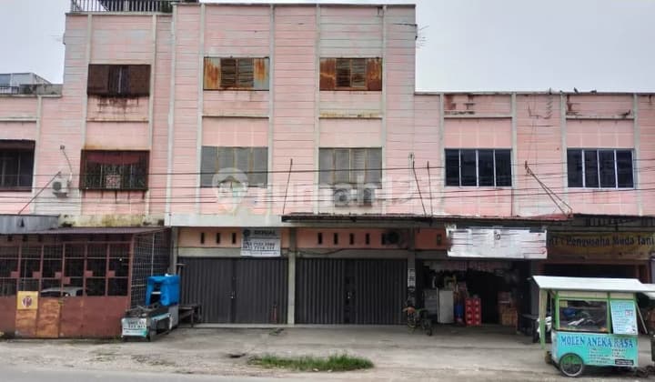 Ruko 3 Lantai Dijual di Jl. Bukit Barisan Pekanbaru