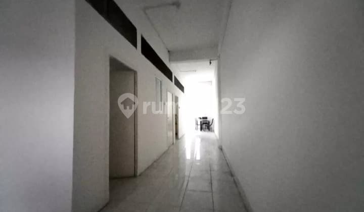 Ruko 3 Lantai Dijual di Jl. Taskurun Tengah Kota Pekanbaru
