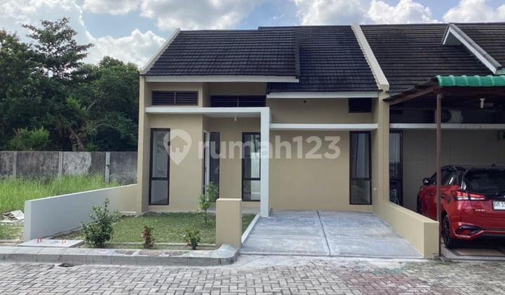 Perumahan Tengah Kota Pekanbaru Dijual di Jl. Kutilang Panam Pekanbaru