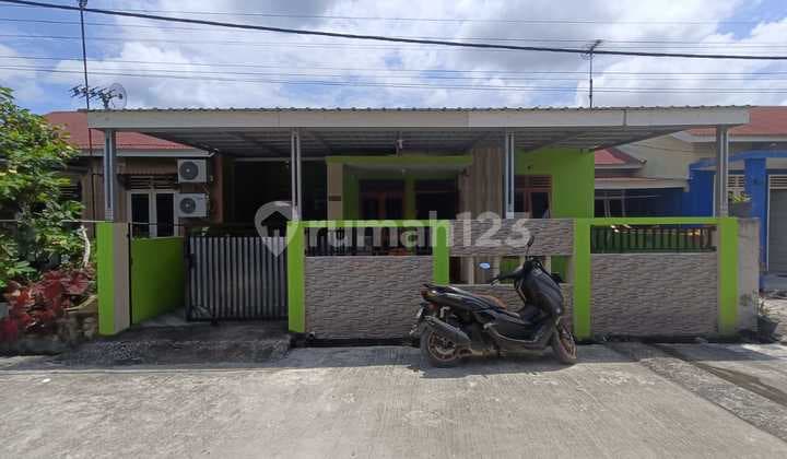 Ready-to-Occupy House for Sale on Jl. Datuk Tunggal Wahana Mandiri Pekanbaru