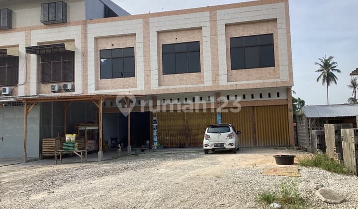 Ruko 2 Lantai Disewakan di Jl. Hangtuah Ujung Pekanbaru