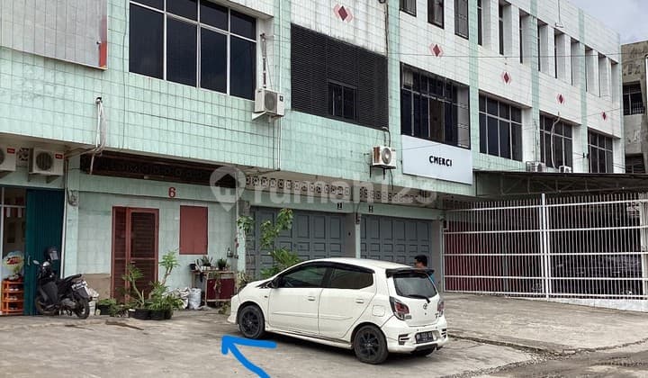 Ruko 3 Lantai Dijual di Jl. Soekarno Hatta Pekanbaru