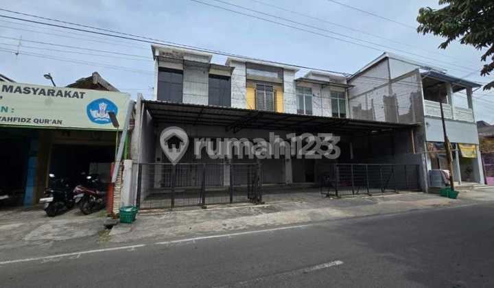 Strategic Shop House Location in Serengan, Solo, Area 95M2