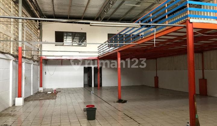 Warehouse Location at the Border of West Jakarta & Tangerang