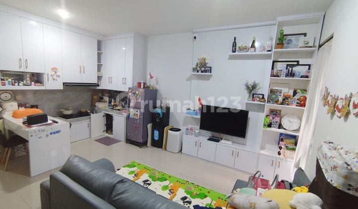 Rumah Citra Garden Puri Jakarta Barat