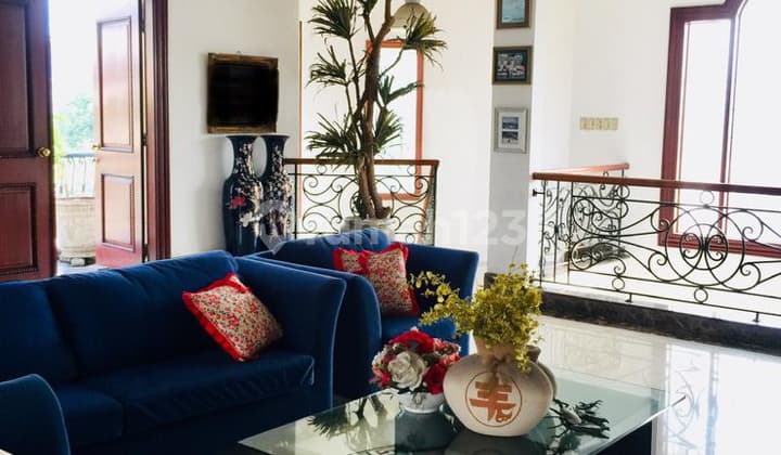 Dijual Murah Rumah Hoek Full Furnish di Villa Permata Gading