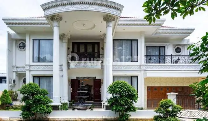 For Sale Beautiful and Luxurious Premium 2-Story House, Elite Area in Bukit Golf BSD City South Tangerang