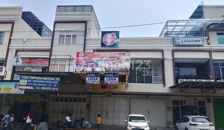 2 Unit Ruko Bersebelahan,.bisa Jadi Ruko Gandeng