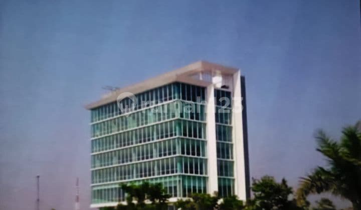 Offices Under Construction and Ready for Use