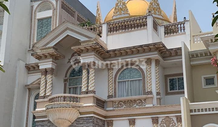 Rumah Mewah Kawasan Elite Pik Boulevard