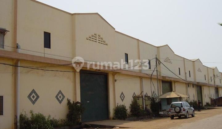 Warehouse Ready to Use, Strategic Location, Outskirts of Jakarta