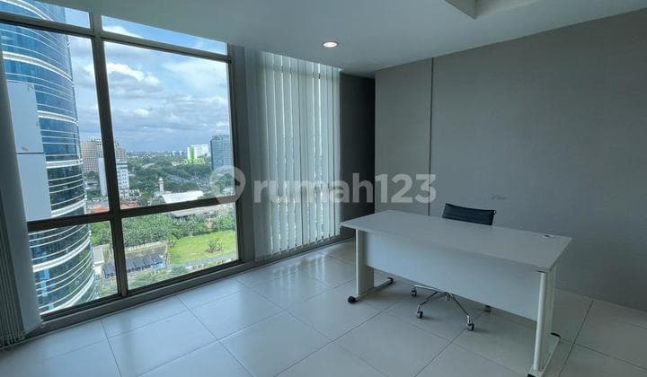 Disewakan Kantor Dengan Luasan 97m2 Fully Furnished Jakarta Selatan Menara 165