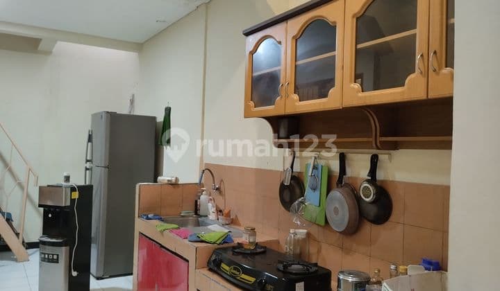 Disewain Rumah Di Tki 2 Patung Kuda