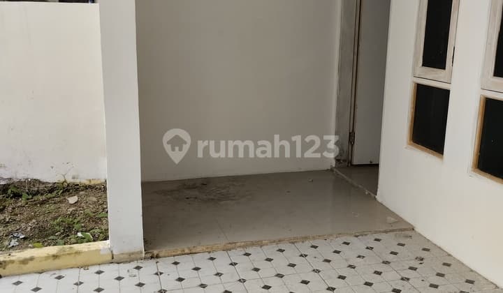 Dijual Rumah Baru di Sayap Taman Kopo Indah