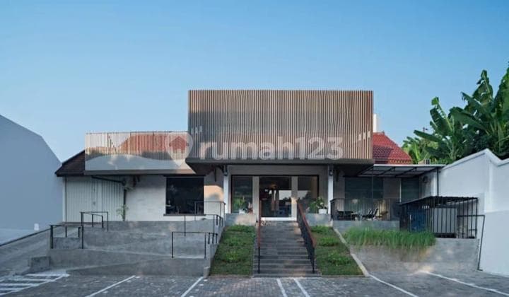 For Sale: House Plus Main Warehouse Protocol West Semarang