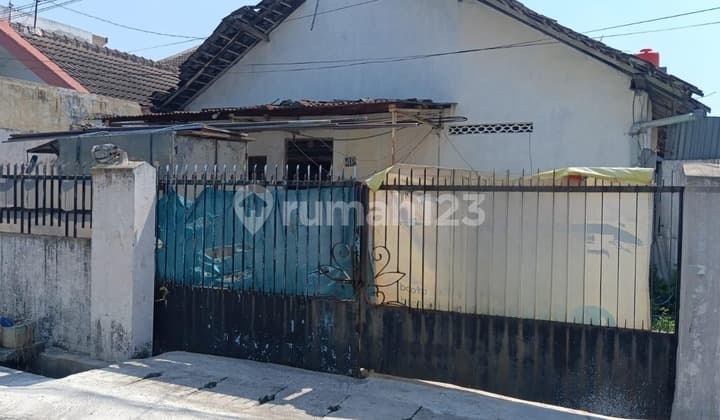 Dijual Rumah lokasi dekat dengan akses Tol Gayamsari Semarang
