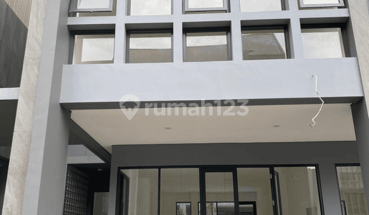 Disewa Ruko Strategis 3 lantai di Delrey Biztown BSD City