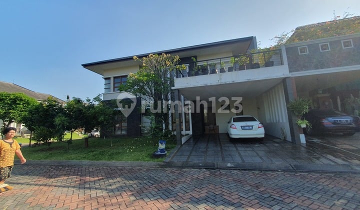 Rumah Cantik Hoek Siap Huni.. Jarang Ada